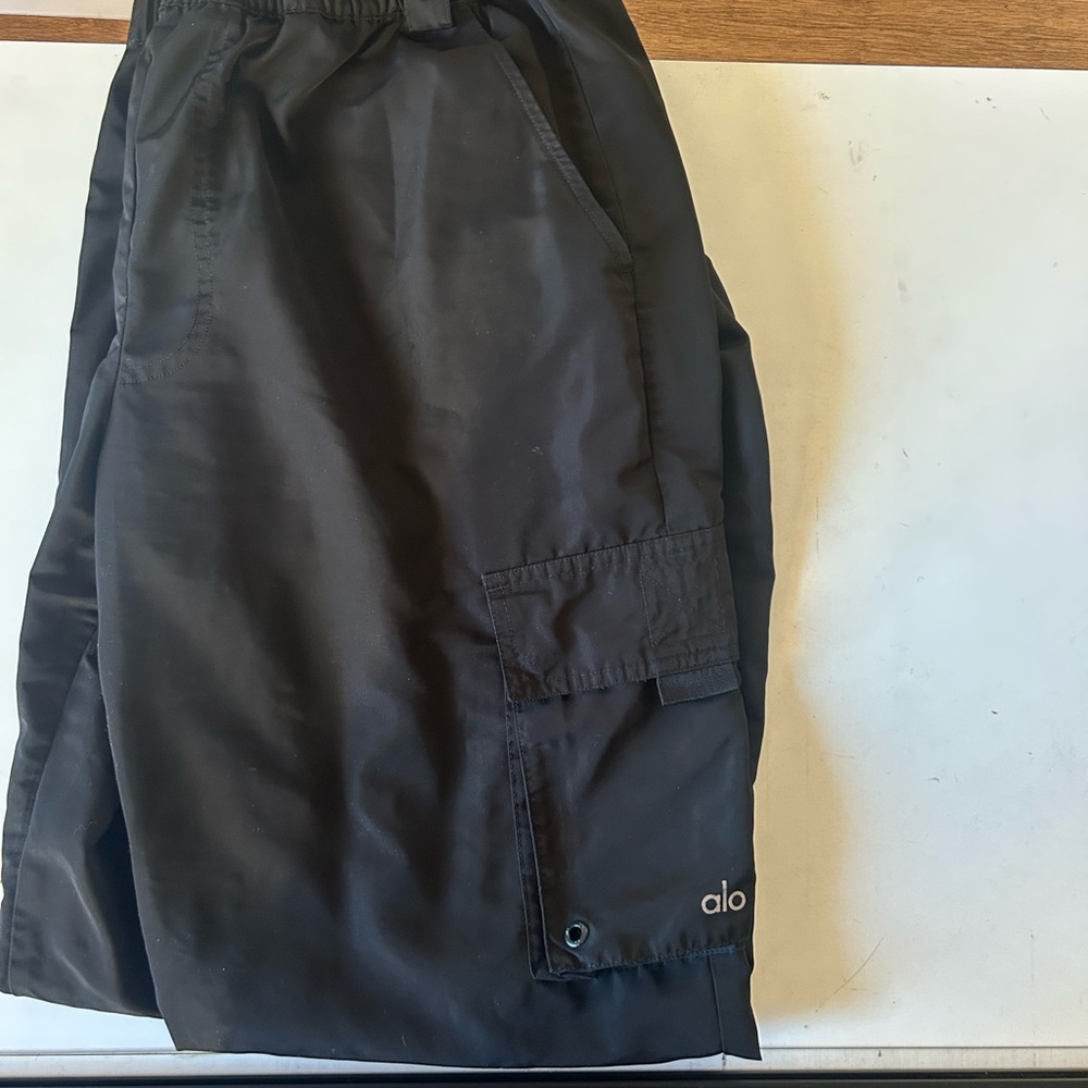 COPY - Alo Black Cargo pants